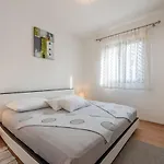 Apartment Roje Rogoznica (Sibenik-Knin)