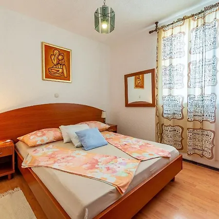 Roje * Rogoznica (Sibenik-Knin)