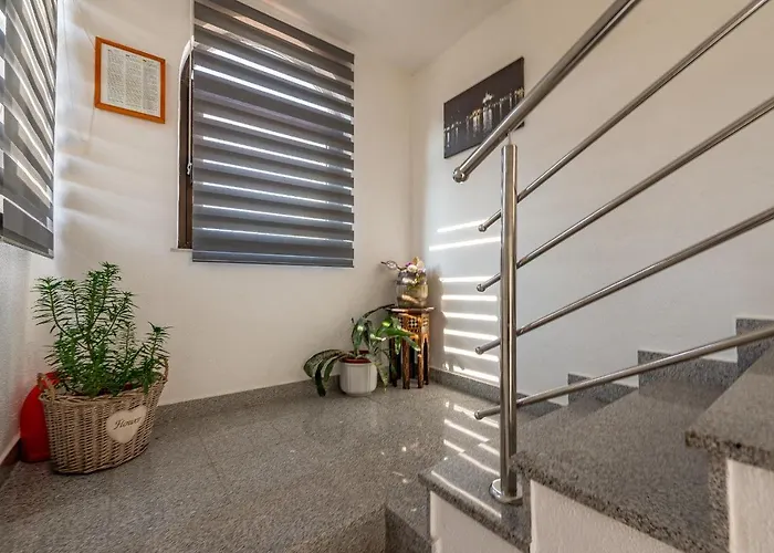 Roje Rogoznica (Sibenik-Knin)