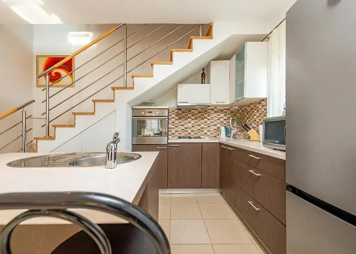 Roje * Rogoznica (Sibenik-Knin)